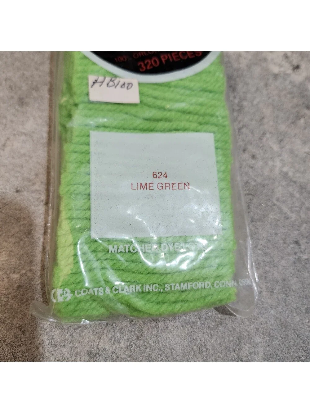 Vtg Red Heart Latch Hook Bulky Rug Yarn Lime Green 624 NOS 4pkgs of 320pcs